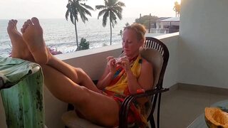 Amateur Blonde Mature Wife Enjoys Sex Nude