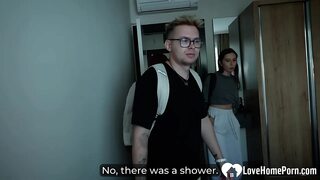 Milf ends up getting dicked in bed