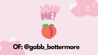 I fucked myself with my dildo while watching porn