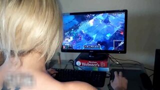 Twitch Streamer Rides Dildo While Playing League Of Legends!