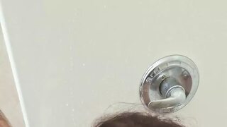 Rainbow-socked femme fatale gets ravaged by fingers, surrendering to sweet