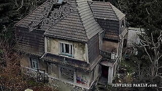 Pissing household horrors: Unbridled urine debauchery unleashed