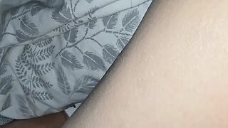 Milf make boyfriend dick with her feet and tiny hand