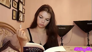 Mistress XO Bunny Smoking and ignoring you