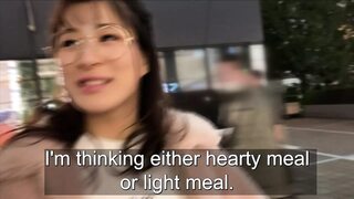 Her gorgeous face & fat paycheck tantalize this blonde interior