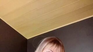 Creamy Coquette's Carnal Massage