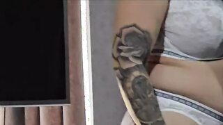 Step mom with big sexy ass trying new things in