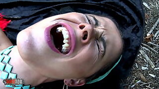 She's casting a spell with her butt🍑 around my future