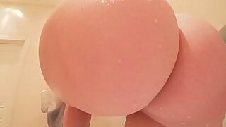 A girl with a huge ass🍑 gets fucked