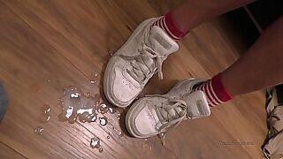 Feet shoes cum covered - cumpilation