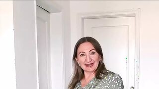 Granny's Juicy Booty Shakes in Seductive Dance, Gets You Hard