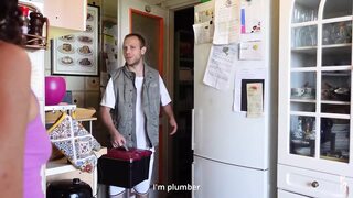 Slippery Sluts Sucked and Screwed by the Handyman of Anal👌