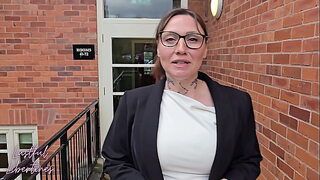 Cum Hungry Hotel Manager Sucked My Dick🍆 While His Boss