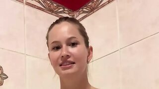 Buxomy Babe Bathing Bubbly Boobs on Brassy Bejeweled Beav
