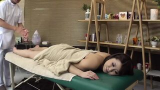 Rough rodeo ride for the horny🥵, barebacking beauty, cums loaded