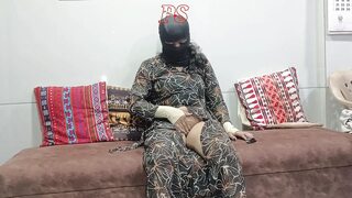 Desi Hot Bhabhi Pussy Fingring