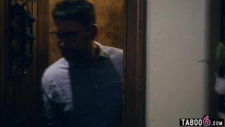 Dominant Husband强制Wife欲弃他而去