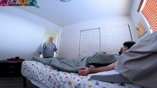 Stepmom seduces stepson to wake him up in the morning