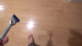 Young pussy shaved and fucked by stepdad with a camera