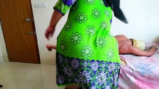 Stepmom's Wet Pussy🌮️ Gets Destroyed by Step Son's Huge Dick🍆