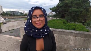 A Hot Veiled Arab Girl Gets Fucked Publicly In Anal By 2 Black Guys To Go To Marbella -