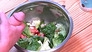 My StepMom's Veggie Bag Turns into a Cum Salad Surprise