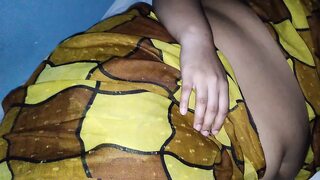 Slutty Old Lady Unleashes Her Sexual Beast in Scorching Saree