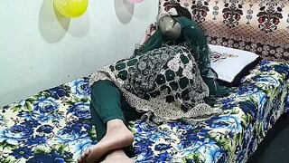 Muslim Stepmom Fucked by Desi Stepson