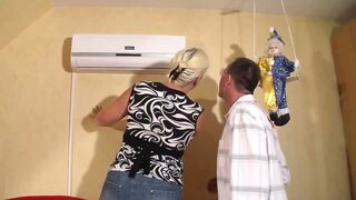 Blonde bride bamboozles hubby into 3-way banging, gets his stud